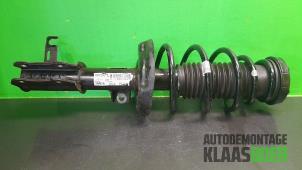 Gebruikte Mac Phersonpoot links-voor Opel Astra J Sports Tourer (PD8/PE8/PF8) 1.4 16V ecoFLEX Prijs € 35,00 Margeregeling aangeboden door Autodemontage Klaas Boer