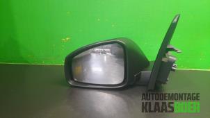 Gebruikte Spiegel Buiten links Renault Megane III Grandtour (KZ) 1.4 16V TCe 130 Prijs € 80,00 Margeregeling aangeboden door Autodemontage Klaas Boer