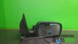 Gebruikte Buitenspiegel rechts Volvo V50 (MW) 2.4i 20V Prijs € 55,00 Margeregeling aangeboden door Autodemontage Klaas Boer