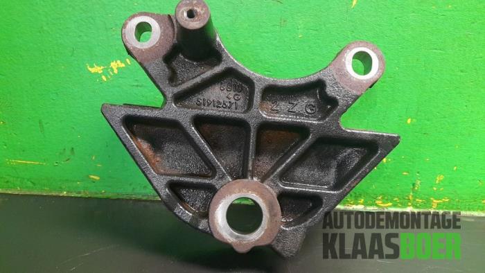 Gebruikte Motorrubber Fiat Panda (312) 0.9 TwinAir 65 Prijs € 30,00 Margeregeling aangeboden door Autodemontage Klaas Boer