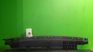 Gebruikte Paravan Peugeot 308 SW (L4/L9/LC/LJ/LR) 1.6 BlueHDi 120 Prijs € 35,00 Margeregeling aangeboden door Autodemontage Klaas Boer