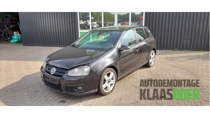 Motorkap van een Volkswagen Golf V (1K1) 1.4 TSI 140 16V 2007