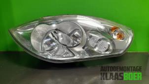 Gebruikte Linker Koplamp Renault Master III (MA/MB/MC/MD/MH/MF/MG/MH) 2.3 dCi 16V Prijs € 135,00 Margeregeling aangeboden door Autodemontage Klaas Boer