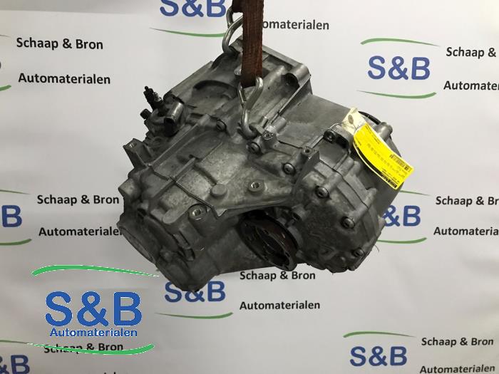 Versnellingsbak van een Volkswagen Eos (1F7/F8) 2.0 TDI DPF 2007