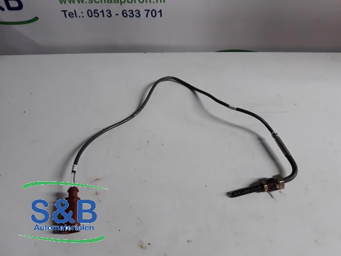 Gebruikte Uitlaat temperatuursensor Volkswagen Caddy III (2KA,2KH,2CA,2CH) 1.9 TDI Prijs € 40,00 Margeregeling aangeboden door Schaap & Bron