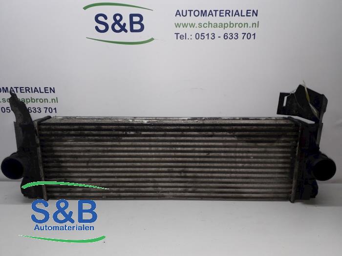 Gebruikte Intercooler Volkswagen Crafter 2.5 TDI 30/32/35/46/50 Prijs € 125,00 Margeregeling aangeboden door Schaap & Bron