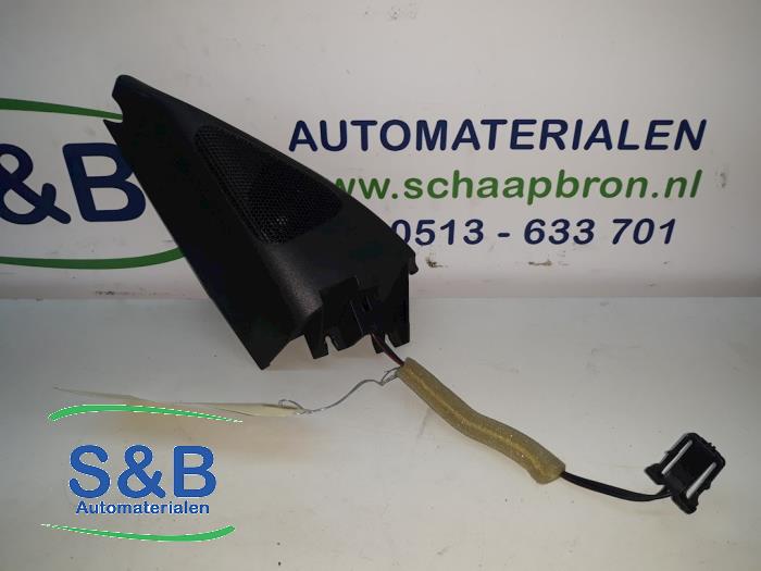 Gebruikte Tweeter Volkswagen Passat (362) 2.0 TDI 16V 140 Prijs € 10,00 Margeregeling aangeboden door Schaap & Bron