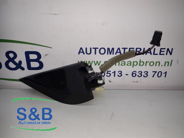 Gebruikte Tweeter Volkswagen Passat (362) 2.0 TDI 16V 140 Prijs € 10,00 Margeregeling aangeboden door Schaap & Bron