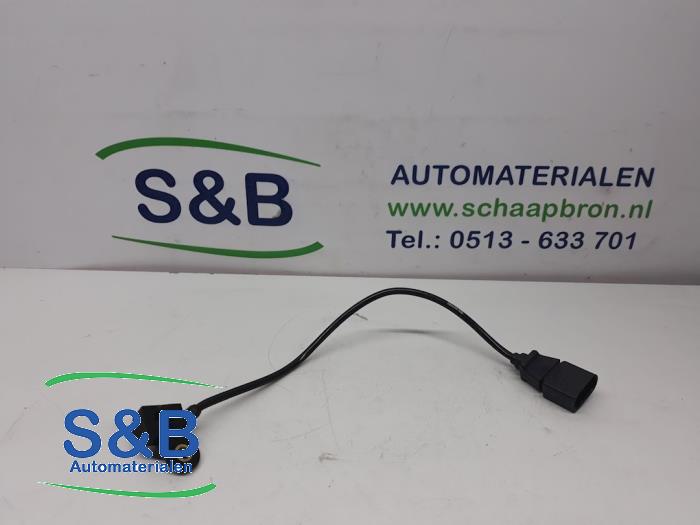 Gebruikte Sensor Nokkenas Volkswagen Caddy III (2KA,2KH,2CA,2CH) 1.6 TDI 16V Prijs € 20,00 Margeregeling aangeboden door Schaap & Bron