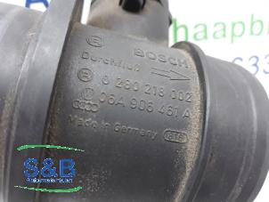 Gebruikte Luchtmassameter Volkswagen New Beetle (9C1/9G1) 2.0 Prijs € 50,00 Margeregeling aangeboden door Schaap & Bron