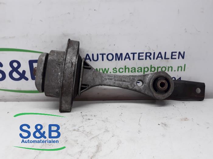 Gebruikte Versnellingsbak Steun Skoda Octavia Combi (1U5) 1.6 Prijs € 40,00 Margeregeling aangeboden door Schaap & Bron