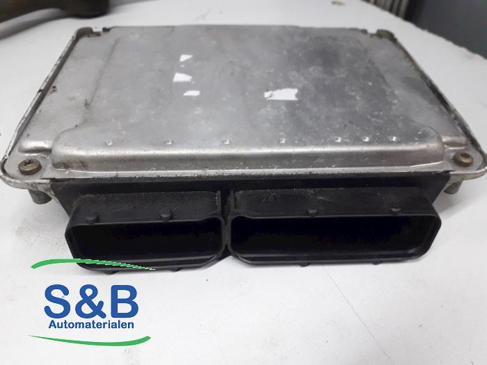 Inspuitcomputer van een Volkswagen Lupo (6X1) 1.7 SDi 60 2000