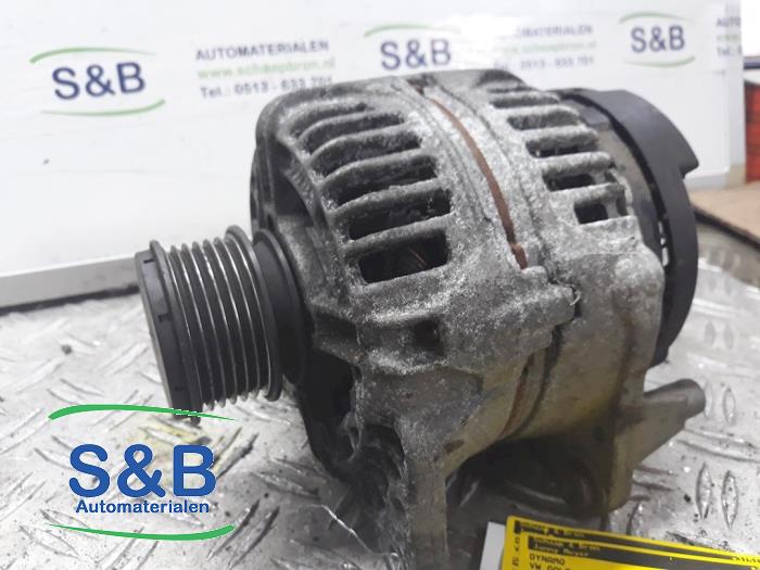 Gebruikte Dynamo Volkswagen Golf IV (1J1) 1.9 TDI 115 Prijs € 70,00 Margeregeling aangeboden door Schaap & Bron