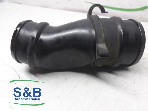 Gebruikte Intercooler Buis Volkswagen Bora (1J2) 1.8 T 20V Prijs € 20,00 Margeregeling aangeboden door Schaap & Bron