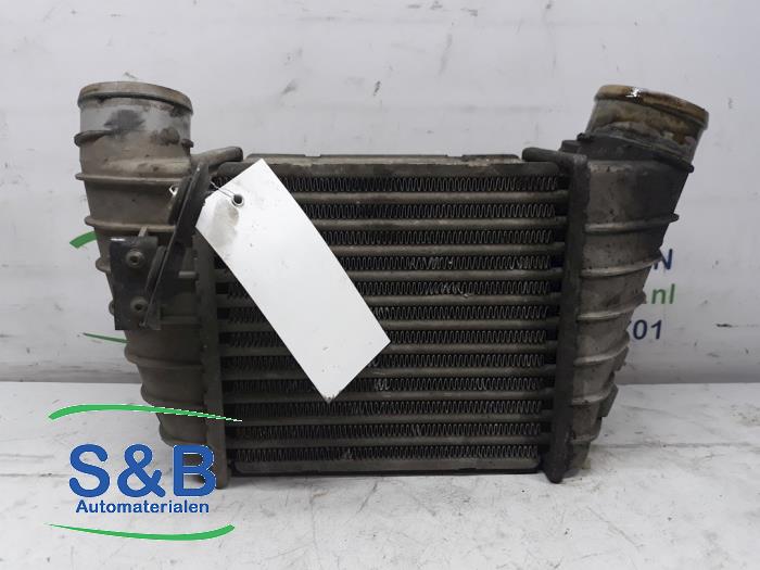 Gebruikte Intercooler Audi TT Roadster (8N9) 1.8 T 20V Quattro Prijs € 75,00 Margeregeling aangeboden door Schaap & Bron
