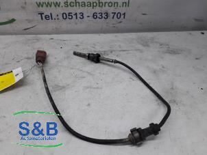 Gebruikte Uitlaat temperatuursensor Volkswagen Passat Variant (3C5) 2.0 TDI 16V 170 Prijs € 30,00 Margeregeling aangeboden door Schaap & Bron