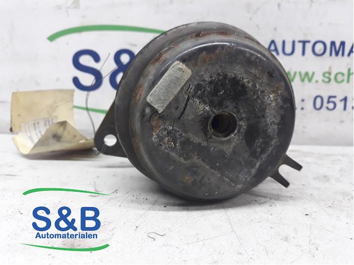 Gebruikte Motorsteun Seat Cordoba (6C2/6K2) 1.4i CLX,SE,Latino Prijs € 10,00 Margeregeling aangeboden door Schaap & Bron