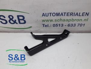 Gebruikte Steun (diversen) Volkswagen Passat (3B3) 2.0 20V Prijs € 10,00 Margeregeling aangeboden door Schaap & Bron