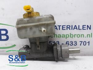Gebruikte Hoofdremcilinder Volkswagen Bora (1J2) 1.9 TDI 115 Prijs € 40,00 Margeregeling aangeboden door Schaap & Bron