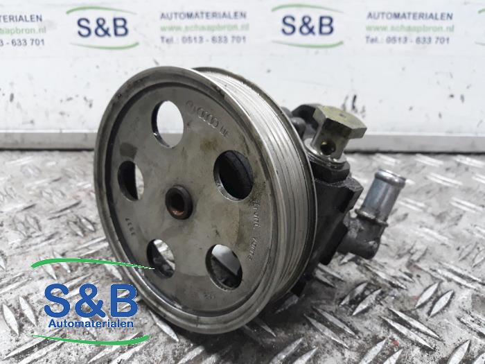 Gebruikte Servopomp Audi A6 Avant (C5) 2.0 20V Prijs € 100,00 Margeregeling aangeboden door Schaap & Bron