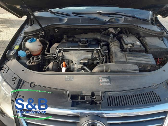 Gebruikte Motor Volkswagen Passat Variant (3C5) 2.0 TDI 16V 140 Prijs € 800,00 Margeregeling aangeboden door Schaap & Bron