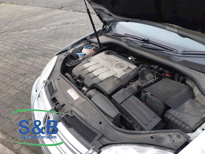 Gebruikte Versnellingsbak Volkswagen Golf V Variant (1K5) 2.0 TDI 16V Prijs € 300,00 Margeregeling aangeboden door Schaap & Bron