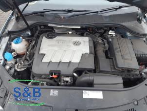 Gebruikte Motor Volkswagen Passat (3C2) 2.0 TDI 16V Bluemotion Prijs € 950,00 Margeregeling aangeboden door Schaap & Bron