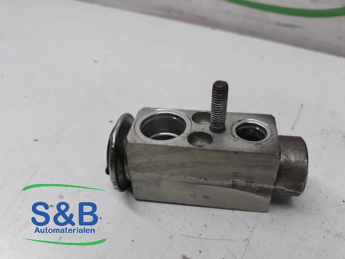 Gebruikte Airco expansieklep Volkswagen Crafter Prijs € 50,00 Margeregeling aangeboden door Schaap & Bron