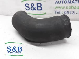 Gebruikte Intercooler Slang Volkswagen Crafter 2.5 TDI 30/32/35 Prijs € 25,00 Margeregeling aangeboden door Schaap & Bron