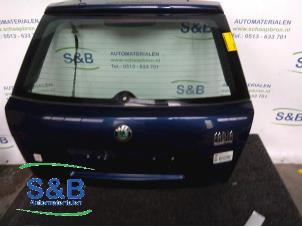 Gebruikte Achterklep Skoda Fabia (6Y2) 1.4i 16V Prijs € 90,00 Margeregeling aangeboden door Schaap & Bron