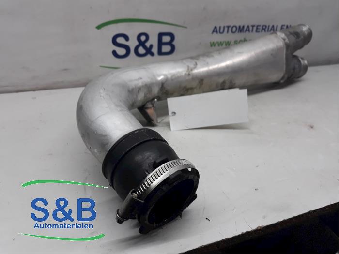 Gebruikte Intercooler Buis Volkswagen Touareg Prijs € 100,00 Margeregeling aangeboden door Schaap & Bron