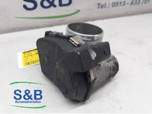 Gebruikte Gasklephuis Volkswagen Passat (3C2) 2.0 FSI 16V Prijs € 50,00 Margeregeling aangeboden door Schaap & Bron