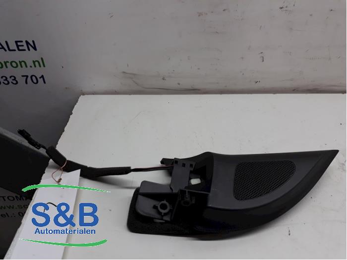 Gebruikte Luidspreker Volkswagen Golf V (1K1) 1.6 FSI 16V Prijs € 15,00 Margeregeling aangeboden door Schaap & Bron