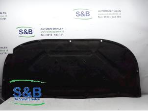 Gebruikte Isolatie Motorkap Audi A6 (C5) 1.8 Turbo 20V Prijs € 30,00 Margeregeling aangeboden door Schaap & Bron