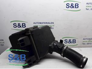 Gebruikte Luchtfilterhuis Audi A6 Avant (C5) 2.4 V6 30V Prijs € 45,00 Margeregeling aangeboden door Schaap & Bron