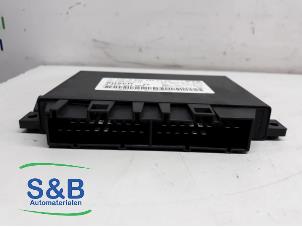 Gebruikte Parkeerhulp computer Volkswagen Crafter 2.5 TDI 28/30/32/35 SWB Prijs € 75,00 Margeregeling aangeboden door Schaap & Bron