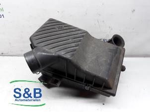 Gebruikte Luchtfilterhuis Volkswagen Passat (35I) 1.8i Prijs € 45,00 Margeregeling aangeboden door Schaap & Bron