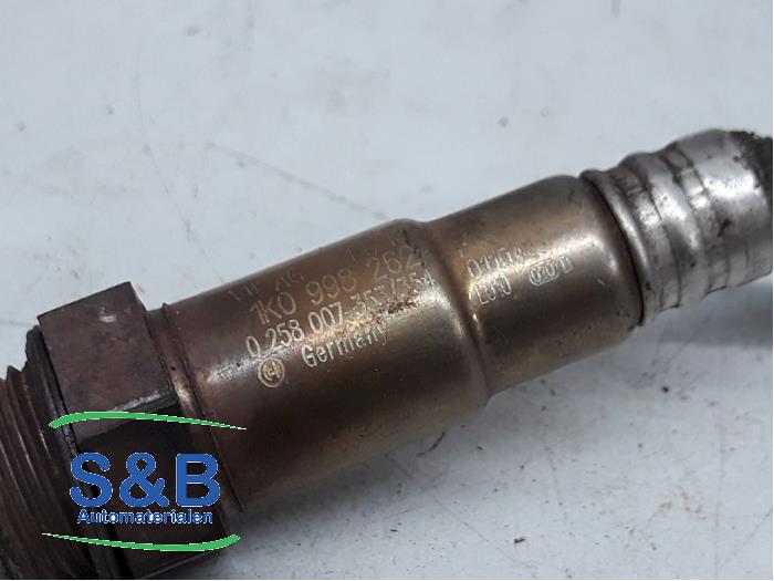 Lambda Sonde van een Audi A4 (B6) 3.0 V6 30V 2001