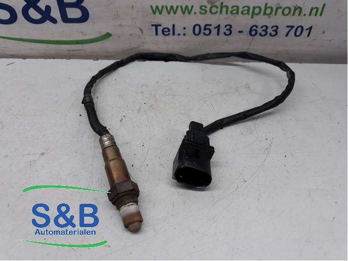 Lambda Sonde van een Audi A4 (B6) 3.0 V6 30V 2001