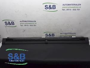 Gebruikte Dekzeil Bagageruimte Audi A4 Avant (B7) 1.9 TDI Prijs € 100,00 Margeregeling aangeboden door Schaap & Bron