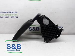 Gebruikte Armleuning Skoda Superb Combi (3TAC/TAF) 1.4 TSI 16V Prijs € 100,00 Margeregeling aangeboden door Schaap & Bron