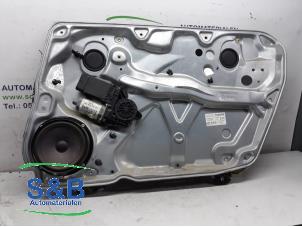 Gebruikte Motor electrisch raam Volkswagen Passat Variant (3B5) 1.9 TDI 90 Prijs op aanvraag aangeboden door Schaap & Bron