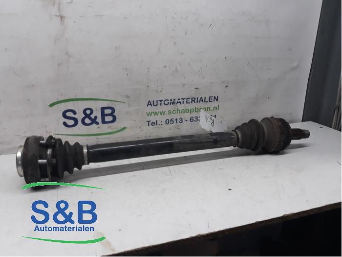 Gebruikte Aandrijfas rechts-achter BMW 1 serie (E87/87N) 116i 1.6 16V Prijs € 50,00 Margeregeling aangeboden door Schaap & Bron