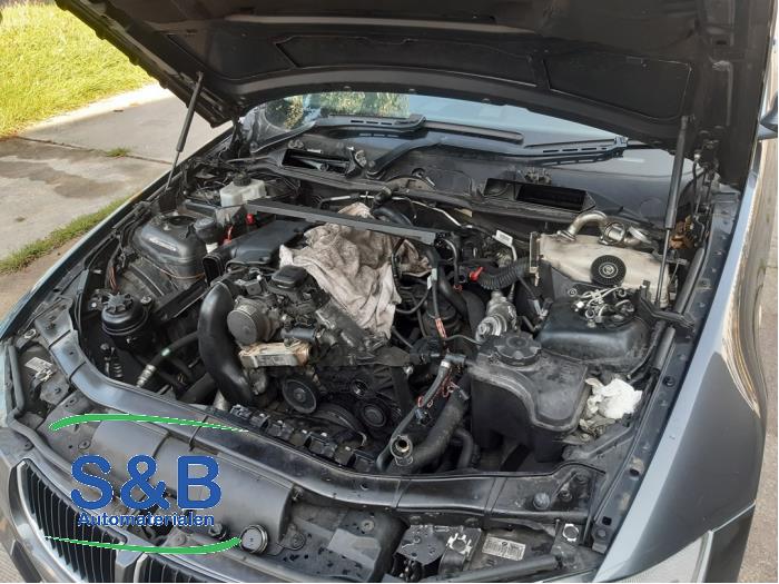 Gebruikte ABS Pomp BMW 3 serie (E90) 320d 16V Prijs € 199,00 Margeregeling aangeboden door Schaap & Bron
