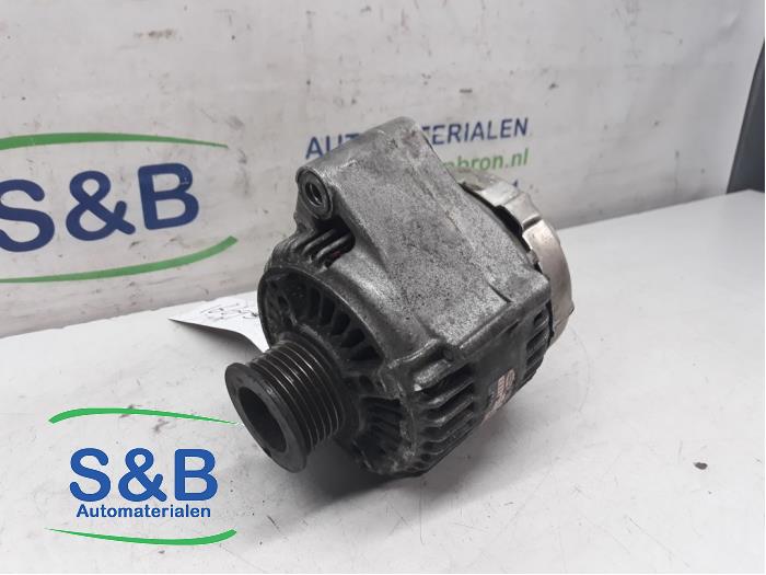 Gebruikte Dynamo Rover 75 2.5 V6 24V Charme Prijs € 35,00 Margeregeling aangeboden door Schaap & Bron