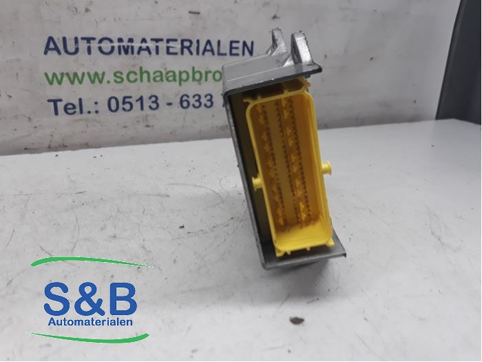 ABS Computer van een Audi Q7 (4LB) 3.0 TDI V6 24V 2007