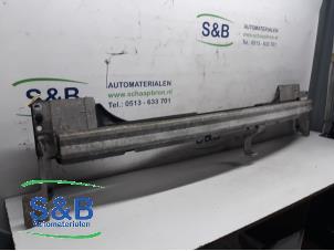 Gebruikte Draagbalk achter BMW Mini One/Cooper (R50) Prijs € 150,00 Margeregeling aangeboden door Schaap & Bron