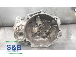 Gebruikte Versnellingsbak Volkswagen Golf VI (5K1) 1.6 TDI 16V Prijs € 450,00 Margeregeling aangeboden door Schaap & Bron