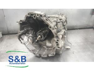 Gebruikte Versnellingsbak Audi A4 Cabrio (B7) 2.5 TDI 24V Prijs € 450,00 Margeregeling aangeboden door Schaap & Bron