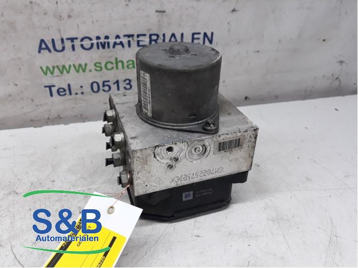 Gebruikte ABS Pomp Mini Mini (R56) Prijs € 175,00 Margeregeling aangeboden door Schaap & Bron